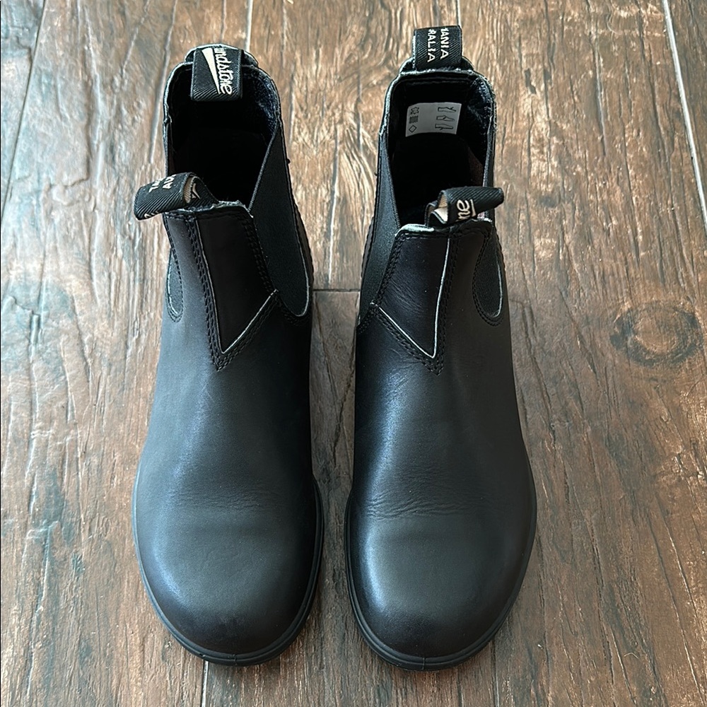 Blundstone Black Leather Combat Boots
